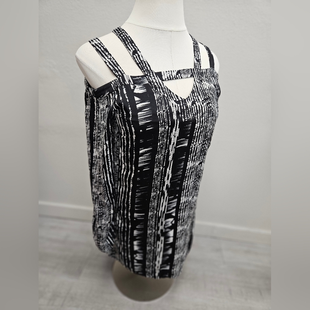 TART Women's DRESS Large